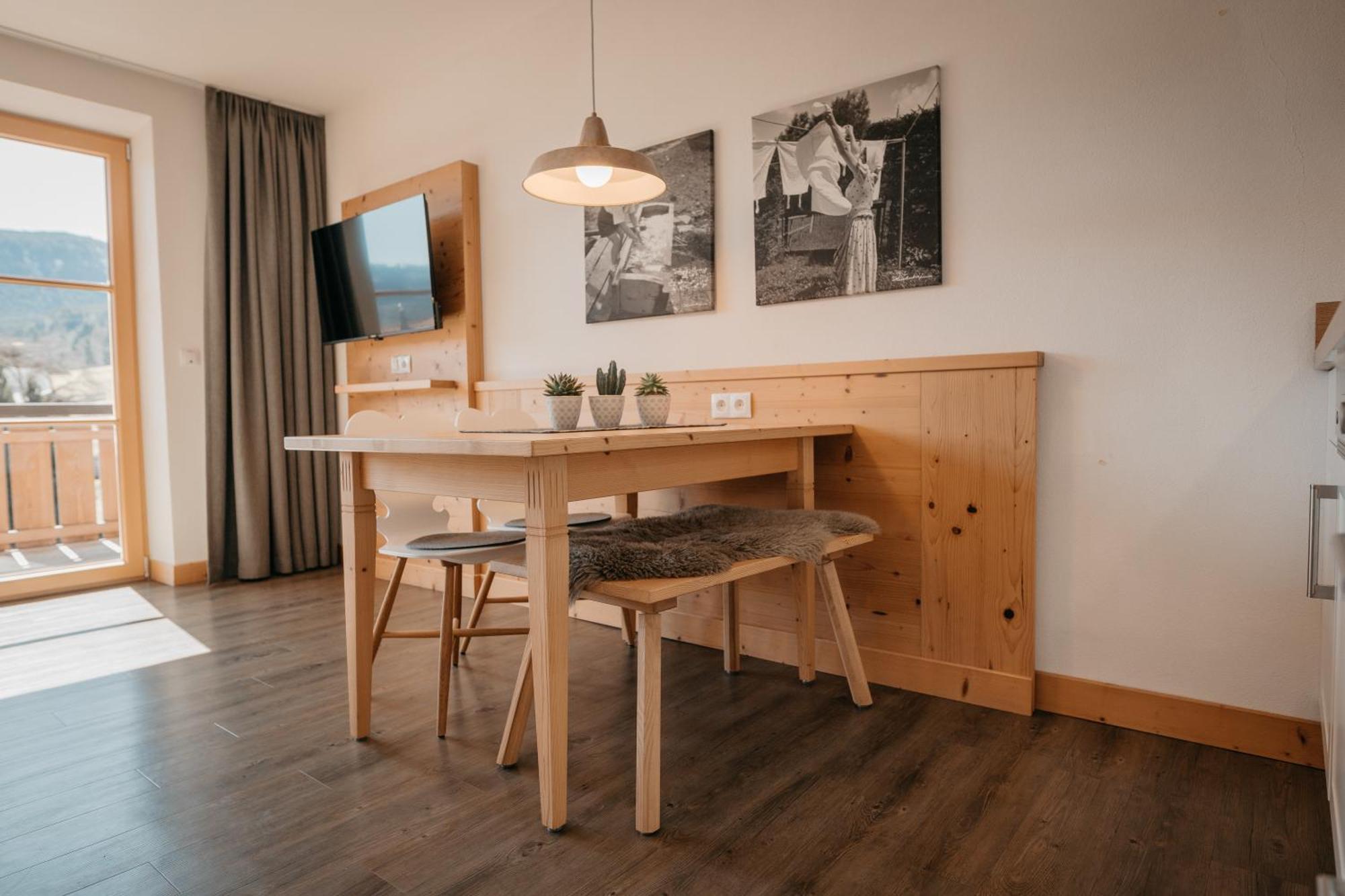 Landhaus Mucha - Ferienwohnungen - Naturpark Partner Bolsterlang Ngoại thất bức ảnh